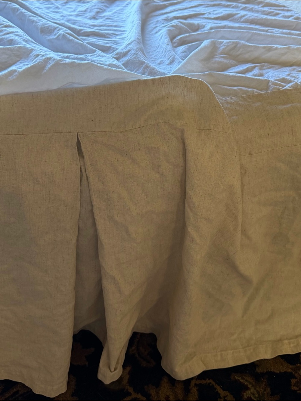 Noble Excellence Linen blend bed skirt - Full Size